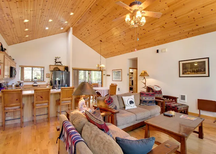 Scenic Deck + Horse Corral: * Pinetop-Lakeside
